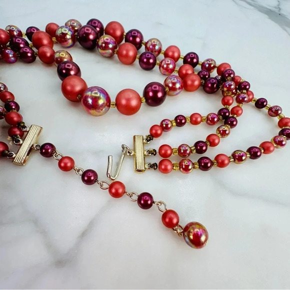 Vintage Japanese Beaded Necklace Glass 3 Strand Berry Purple Iridescent … - Picture 7 of 11